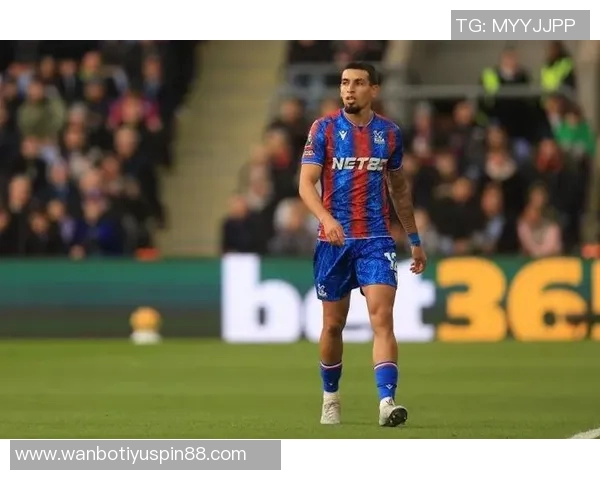 穆尼奥斯膝盖手术后水晶宫冬窗计划引进新右翼卫