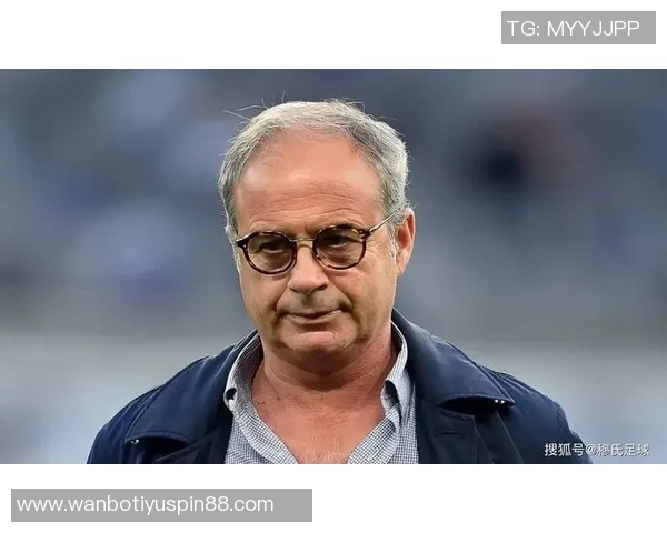 坎波斯荣获最佳足球管理者奖坚定信心带领巴黎迈向新征程