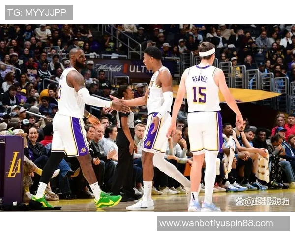 文班在单场比赛中砍下40分15篮板3盖帽零失误成为近40年第三人 文班在单场比赛中砍下40分15篮板3盖帽零失误成为近40年第三人